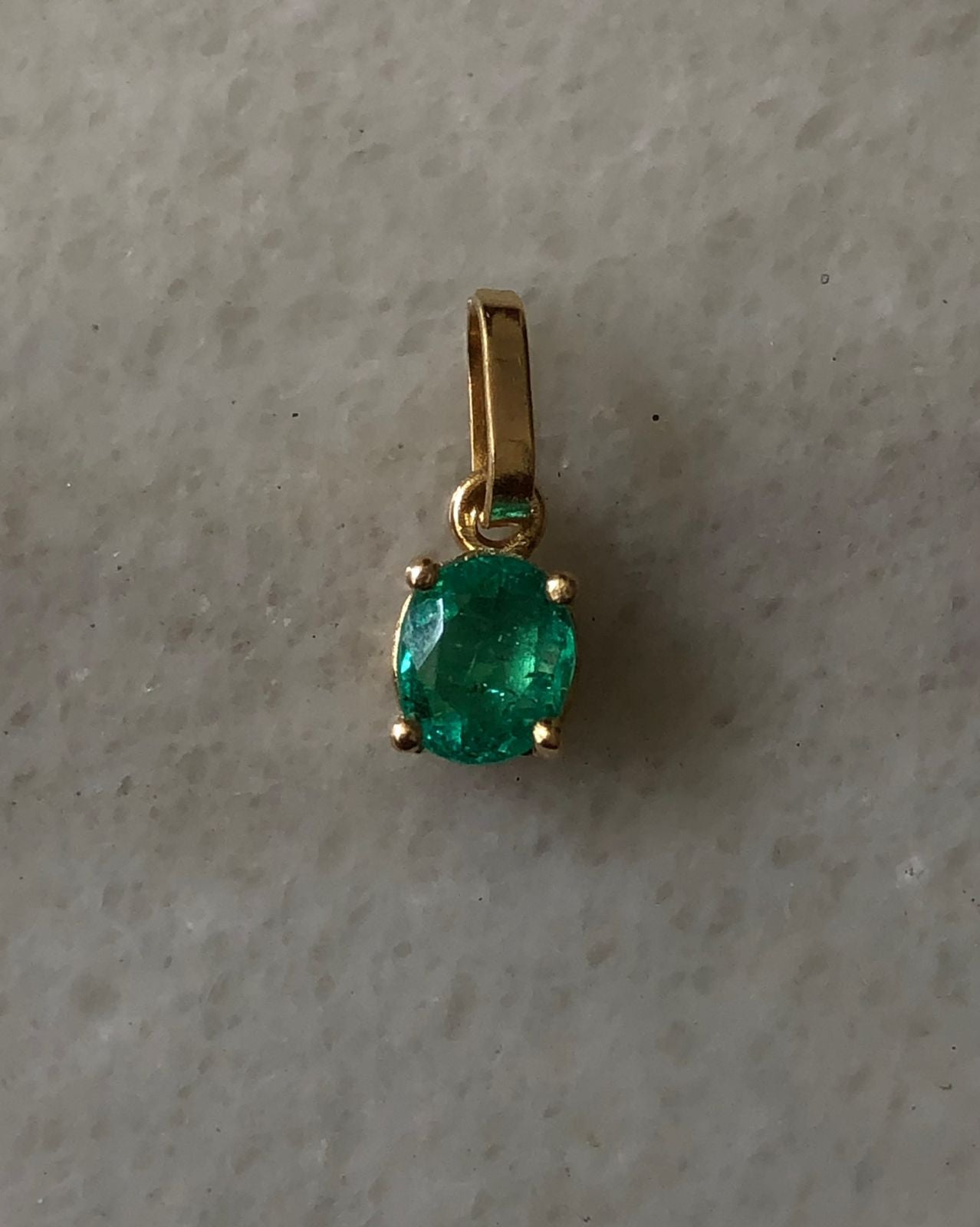 DIJE ESMERALDA 0,47CT