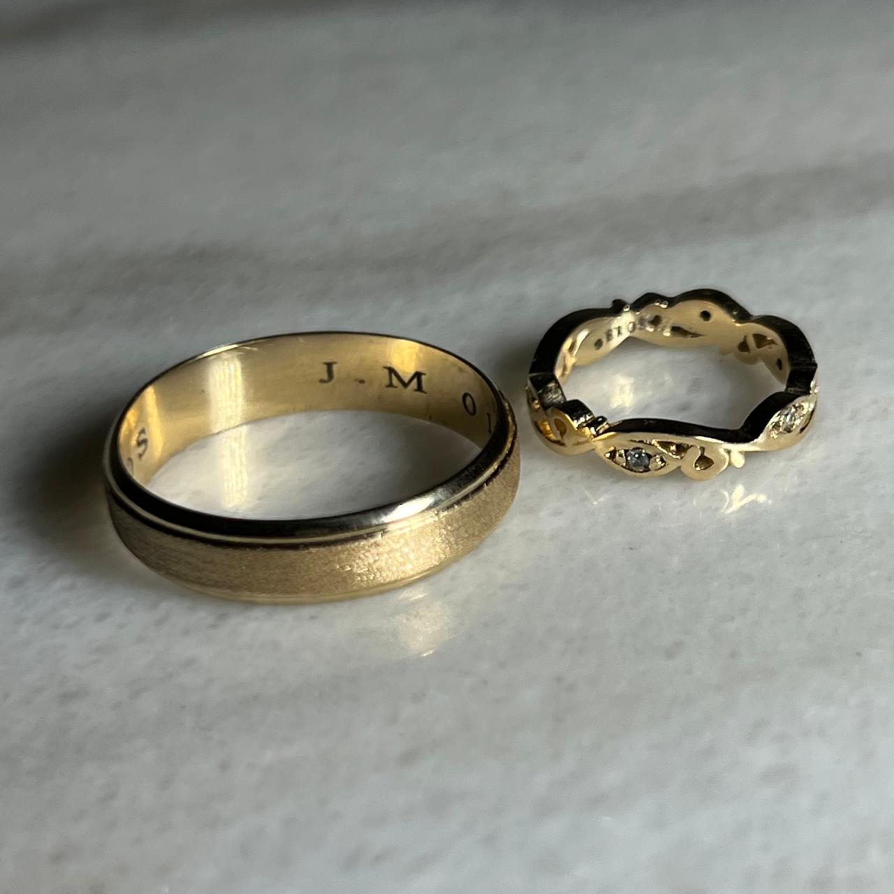 PAREJA ARGOLLAS MATRIMONIO TIPO CORONA
