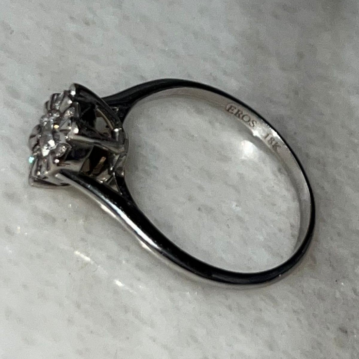 ANILLO DE COMPROMISO EROS MULTI DIAMANTES TIPO SOLITARIO