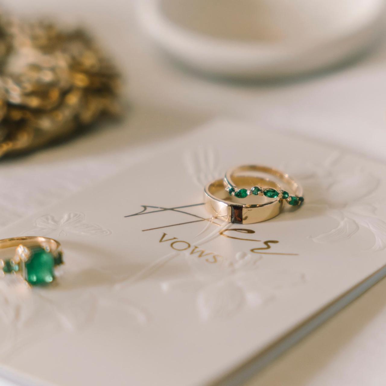 JUEGO ARGOLLAS MATRIMONIO